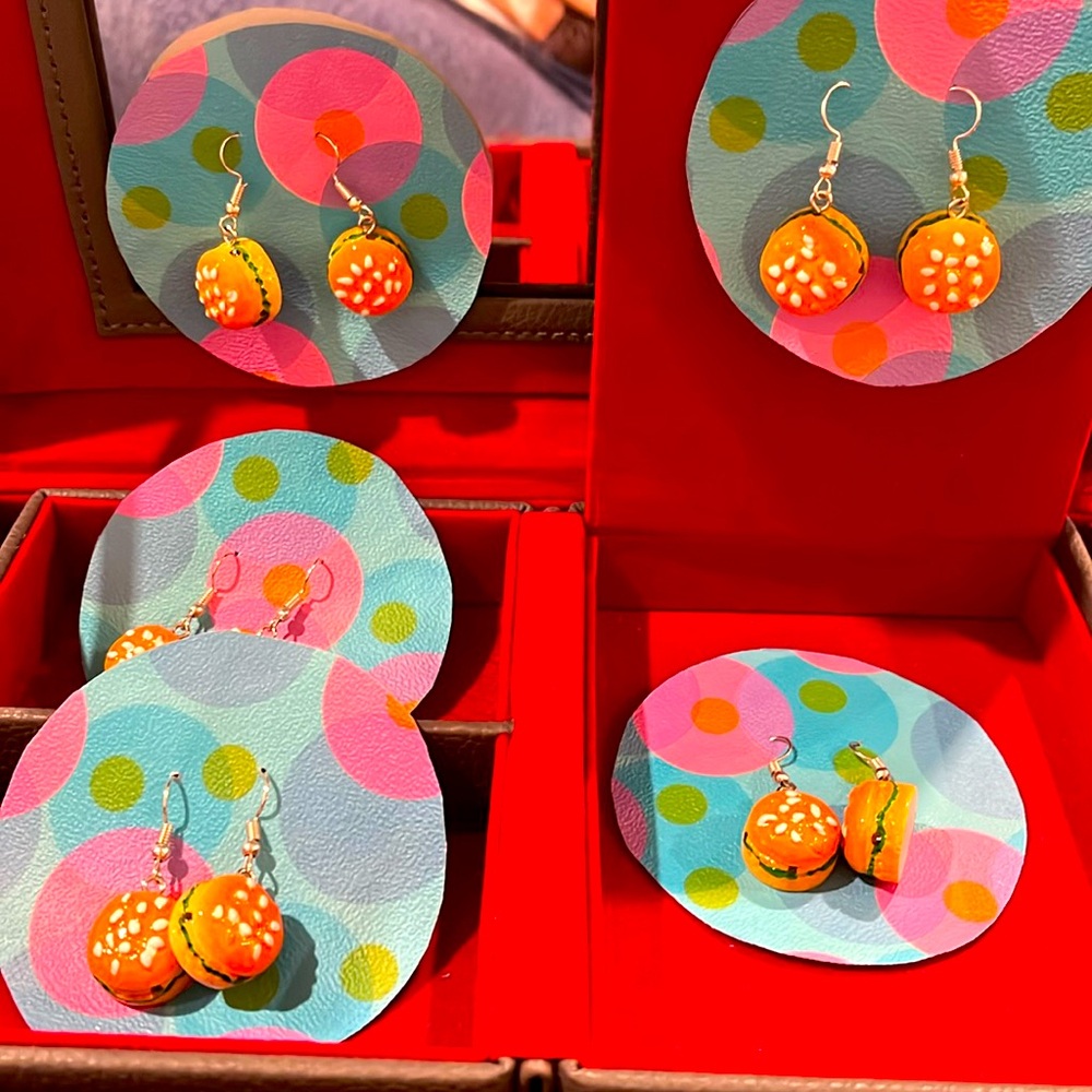 Burgers earrings